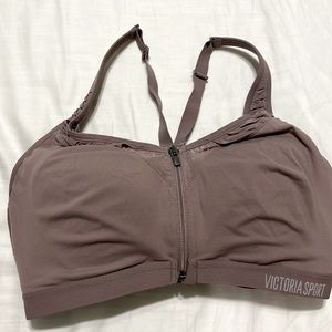 Victoria’s Secret knockout Sports Bra 34 DD high impact support front close